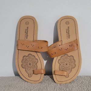 Childs Girls 12/13 Montego Bay Club slip on Sandal